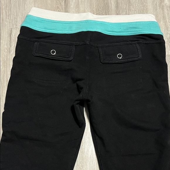 Women's Black and Teal Capris - Picture 3 of 3